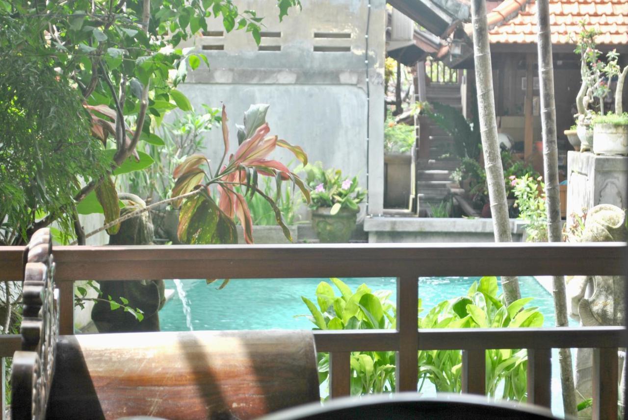 Apartamento Rumah Roda Ubud Exterior foto